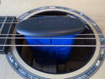 Acoustic Guitar Humidifier - The Soundhold Humitar 