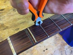 Fret Removing Pliers